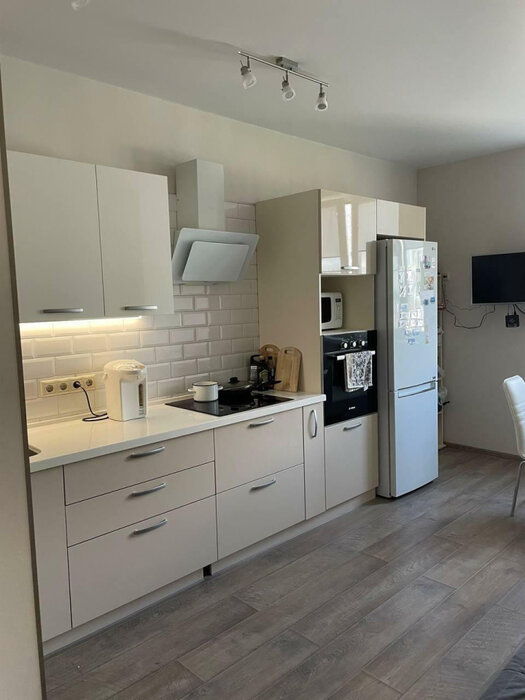 Екатеринбург, ул. Азина, 57 (Центр) - фото квартиры (4)