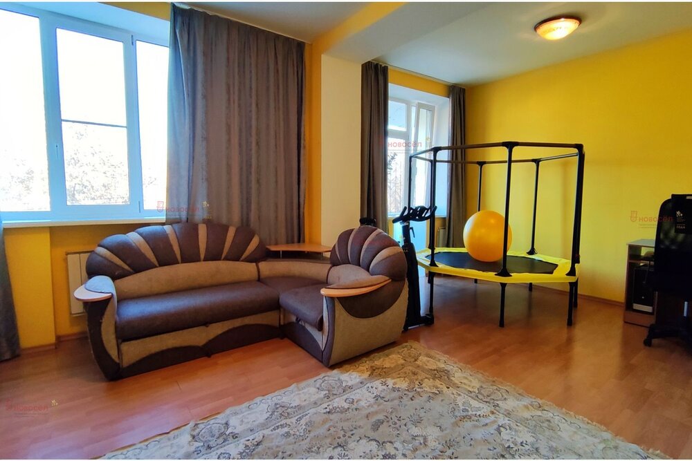 г. Каменск-Уральский, ул. Октябрьская, 26 (городской округ Каменский) - фото квартиры (4)