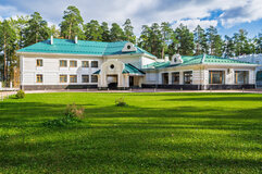 п. Санаторный, ул. Короткий, 1 (городской округ Верхняя Пышма) - фото коттеджа