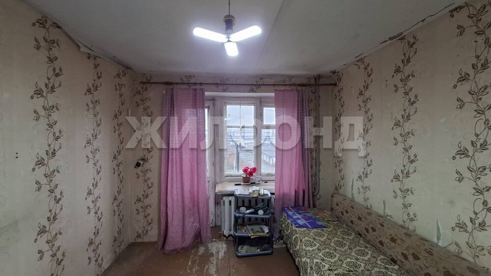 г. Верхняя Салда, ул. 25 лет Октября, 8 (городской округ Верхнесалдинский) - фото квартиры (1)