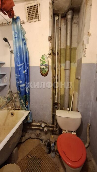 г. Верхняя Салда, ул. 25 лет Октября, 8 (городской округ Верхнесалдинский) - фото квартиры (8)