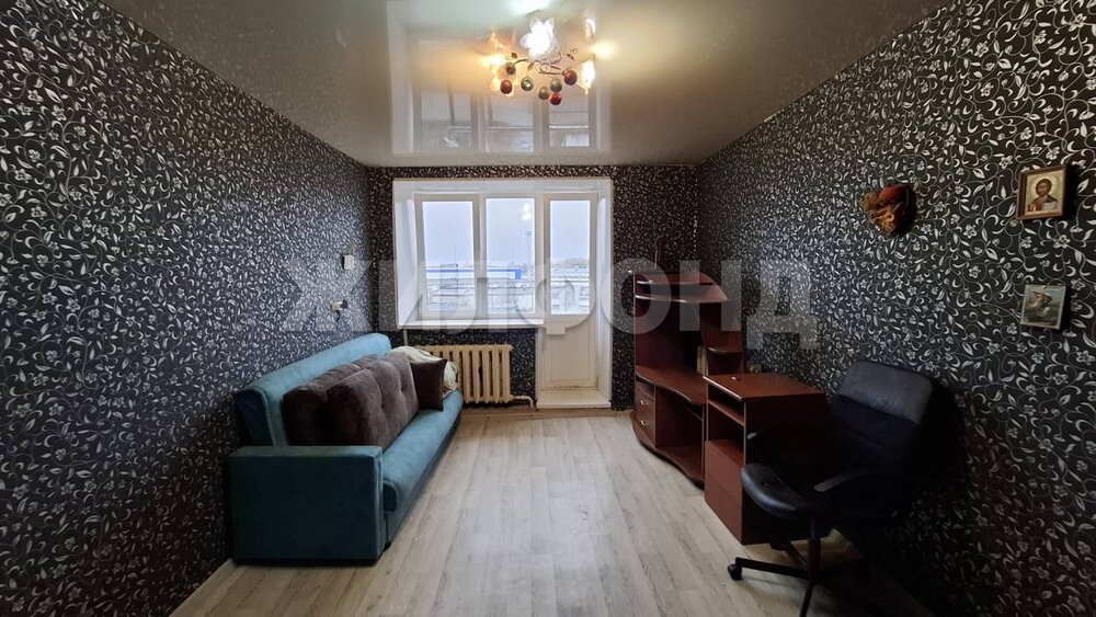 г. Верхняя Салда, ул. 25 лет Октября, 8 (городской округ Верхнесалдинский) - фото квартиры (1)