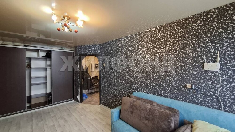 г. Верхняя Салда, ул. 25 лет Октября, 8 (городской округ Верхнесалдинский) - фото квартиры (4)