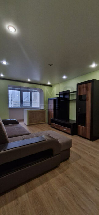 Екатеринбург, ул. Волгоградская, 198 (Юго-Западный) - фото квартиры (1)