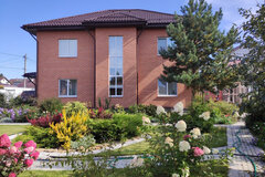 г. Арамиль, ул. 1 Мая, 200 (городской округ Арамильский) - фото дома