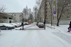 Екатеринбург, ул. Сиреневый, 11 (ЖБИ) - фото квартиры