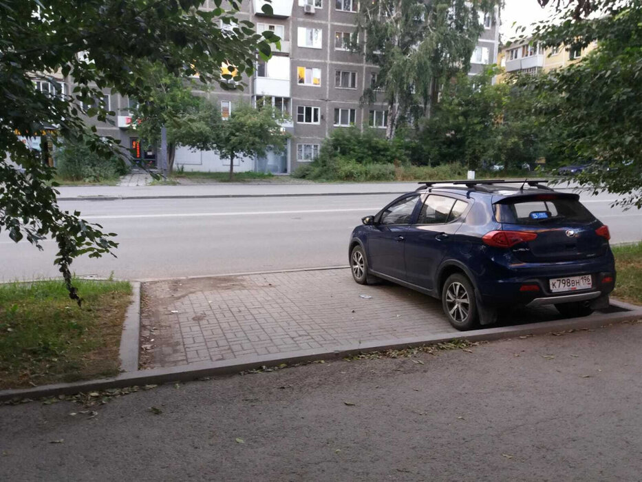 Екатеринбург, ул. Куйбышева, 72 (Центр) - фото торговой площади (8)