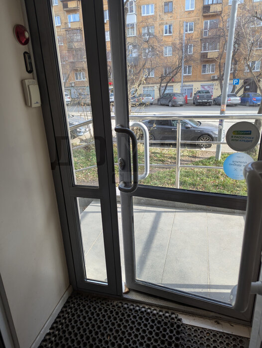 Екатеринбург, ул. Луначарского, 34 (Центр) - фото торговой площади (5)