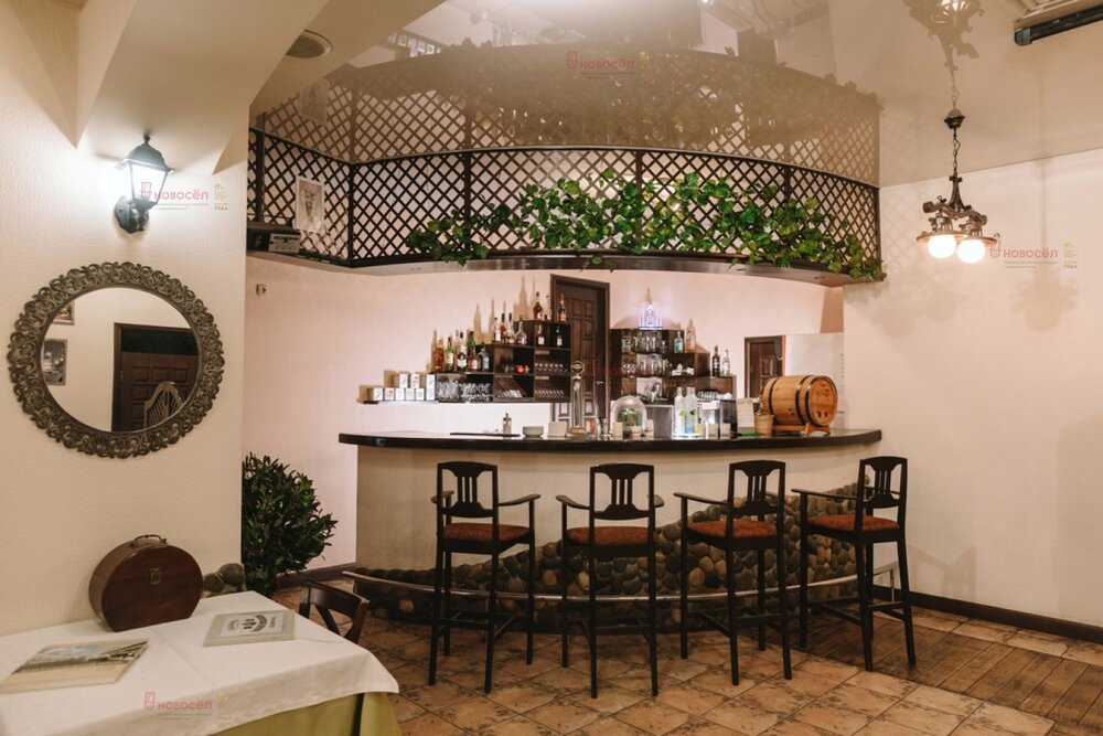 Екатеринбург, ул. Готвальда, 6к2 (Заречный) - фото торговой площади (8)