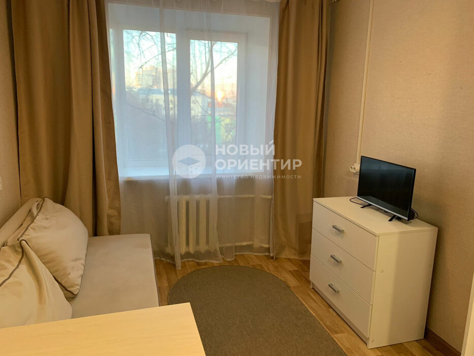 Екатеринбург, ул. Крылова, 24б (ВИЗ) - фото комнаты (6)