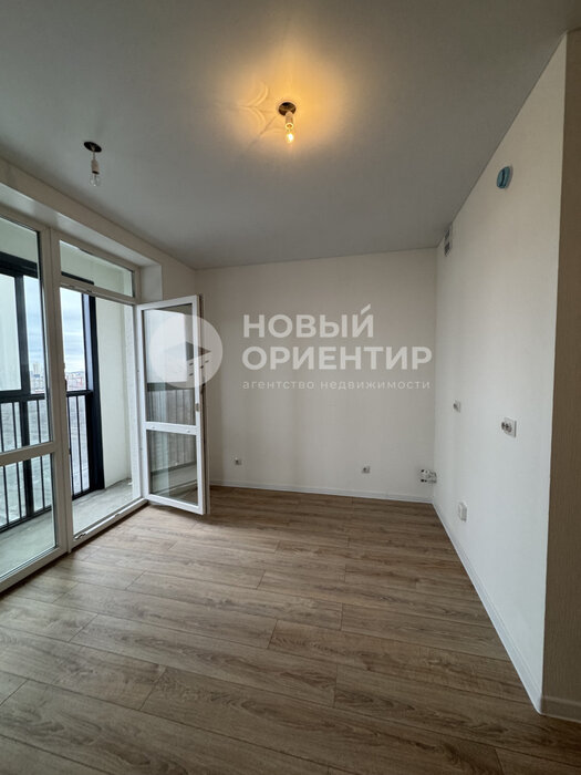 Екатеринбург, ул. Крауля, 107/2 (ВИЗ) - фото квартиры (1)