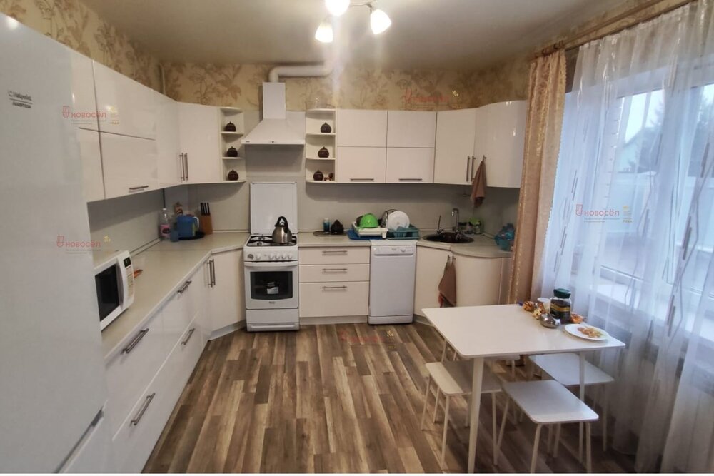 п. Бобровский, ул. Кузнечная, 56А (городской округ Сысертский) - фото коттеджа (3)