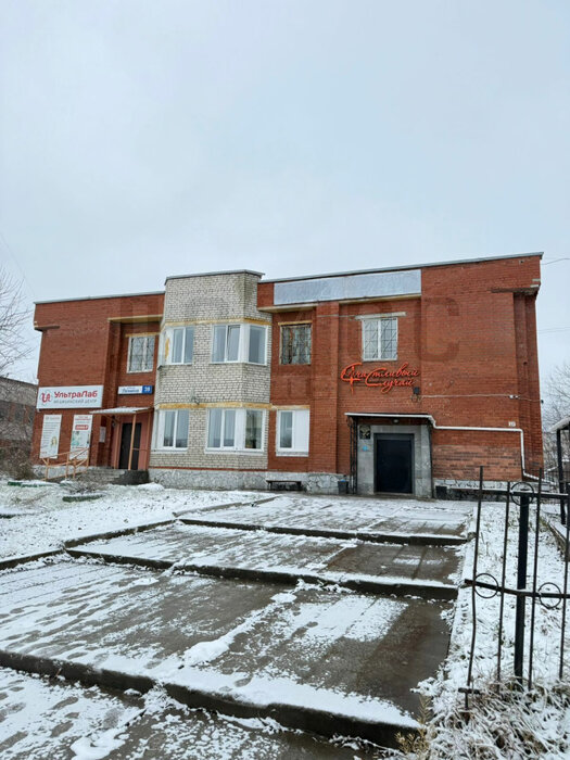 п. Бисерть, ул. Ленина, 39 (Нижнесергинский район) - фото офисного помещения (1)