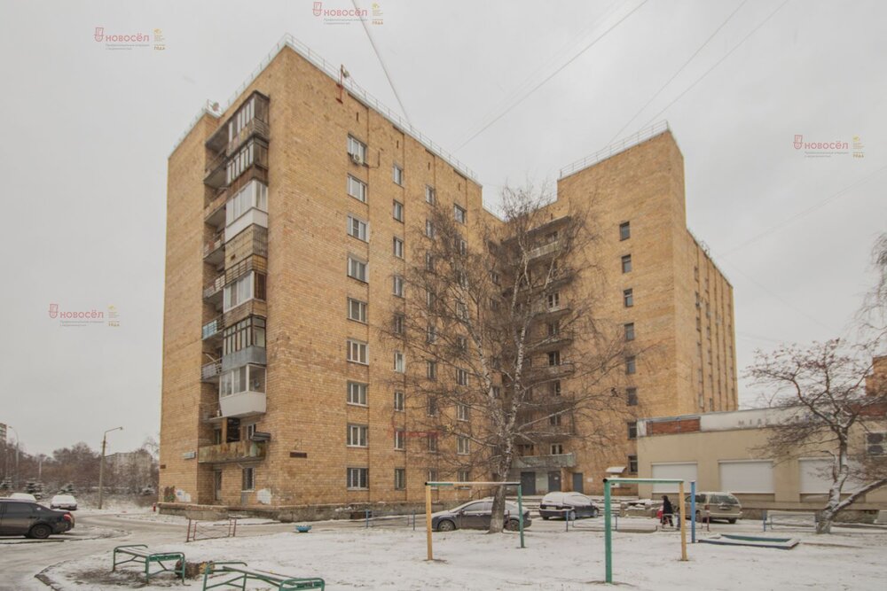 Екатеринбург, ул. Репина, 21 (ВИЗ) - фото комнаты (2)