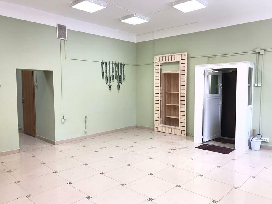 Екатеринбург, ул. Восточная, 162Б - фото торговой площади (1)