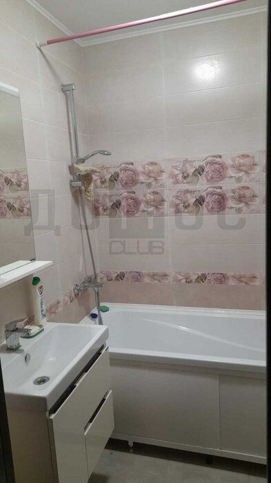 Екатеринбург, ул. Ангарская, 28 (Старая Сортировка) - фото квартиры (1)