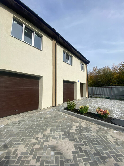 Екатеринбург, ул. Яблоневая, 1 - фото таунхауса (1)