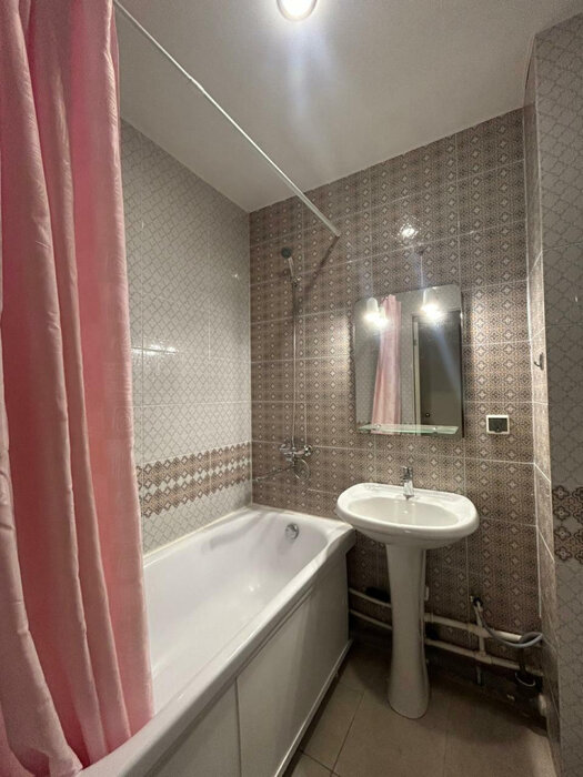 Екатеринбург, ул. Широкореченская, 45 (Широкая речка) - фото квартиры (8)