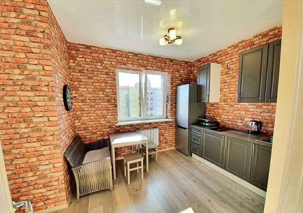 Екатеринбург, ул. Восточная, 9 - фото квартиры (2)