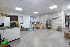 Екатеринбург, ул. Малый Конный Полуостров, 12 (ВИЗ) - фото торговой площади