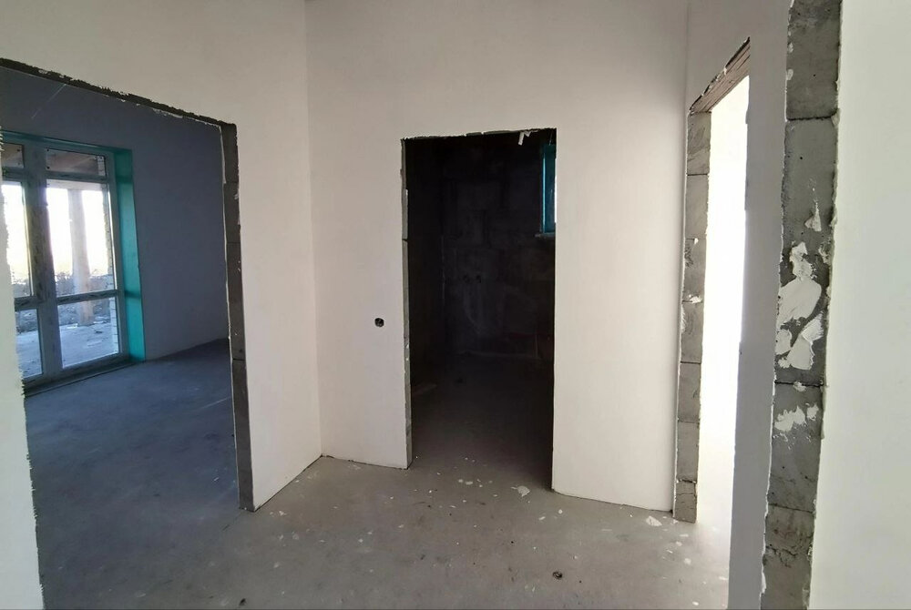 п. Бобровский, ул. Алёшина, 9 (городской округ Сысертский) - фото дома (8)