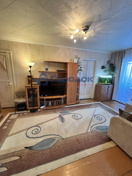 г. Каменск-Уральский, ул. Набережная, 3 (городской округ Каменский) - фото квартиры (3)