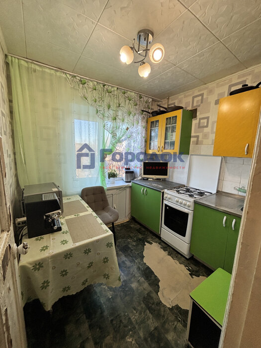 г. Каменск-Уральский, ул. Набережная, 3 (городской округ Каменский) - фото квартиры (4)