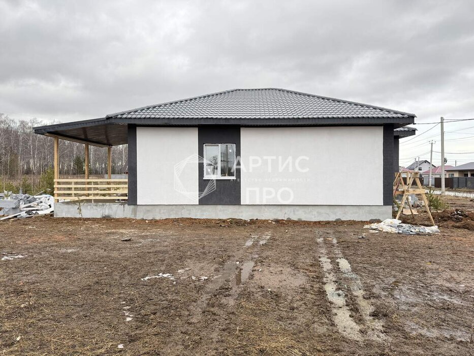 п. Прохладный, ул. Сосновая,   (городской округ Белоярский) - фото дома (8)