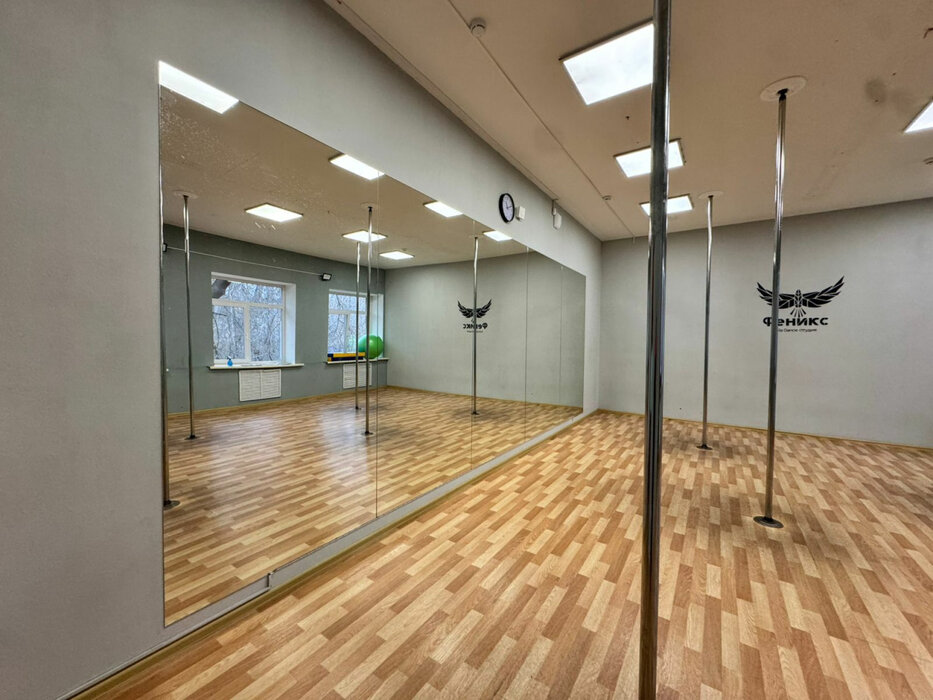 Екатеринбург, ул. Инженерная, 48 (Химмаш) - фото готового бизнеса (1)