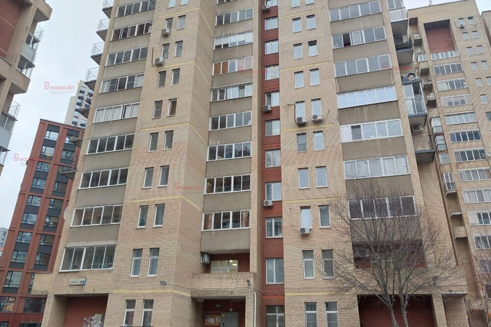 Екатеринбург, ул. Онежская, 6/а (Автовокзал) - фото комнаты (2)