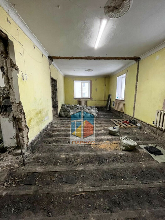 г. Краснотурьинск, ул. Ленинского Комсомола, 33 (городской округ Краснотурьинск) - фото квартиры (1)