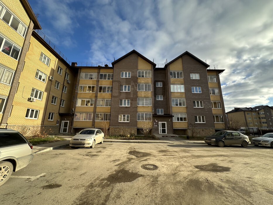 г. Березовский, ул. Старателей, 7 (городской округ Березовский) - фото квартиры (1)