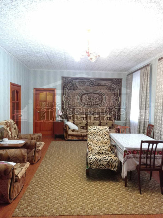 г. Ревда, ул. Володарского,   (городской округ Ревда) - фото дома (5)