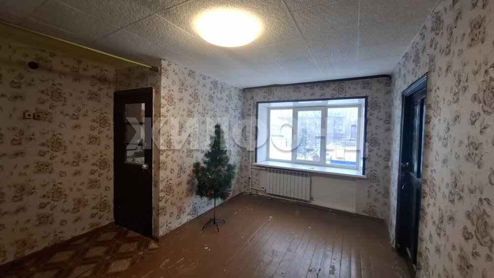 г. Верхняя Салда, ул. Калинина, 3 (городской округ Верхнесалдинский) - фото квартиры (2)