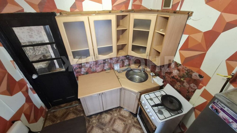 г. Верхняя Салда, ул. Калинина, 3 (городской округ Верхнесалдинский) - фото квартиры (8)