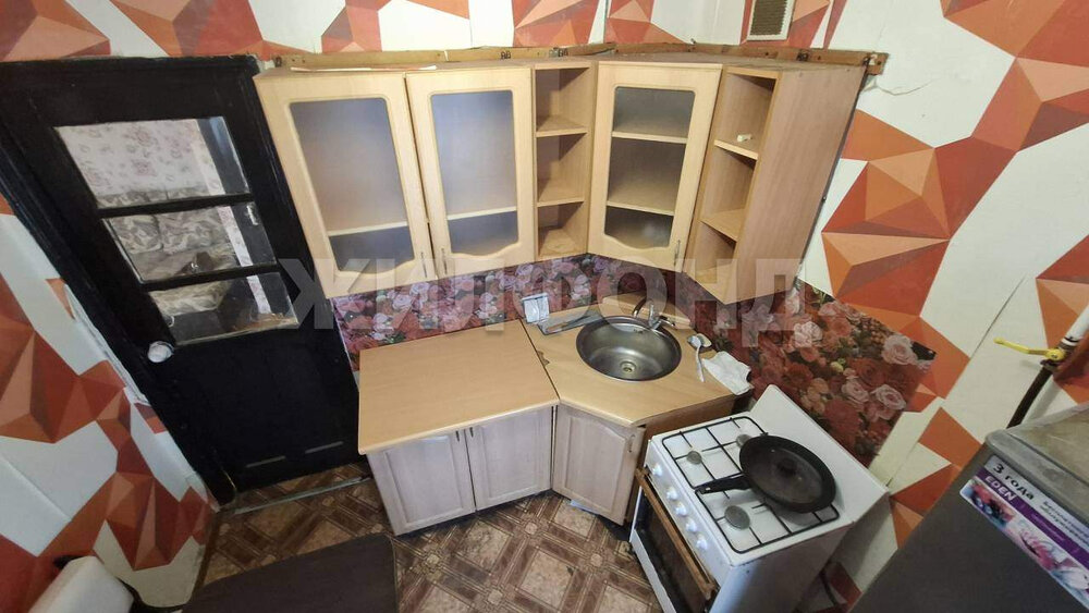 г. Верхняя Салда, ул. Калинина, 3 (городской округ Верхнесалдинский) - фото квартиры (8)