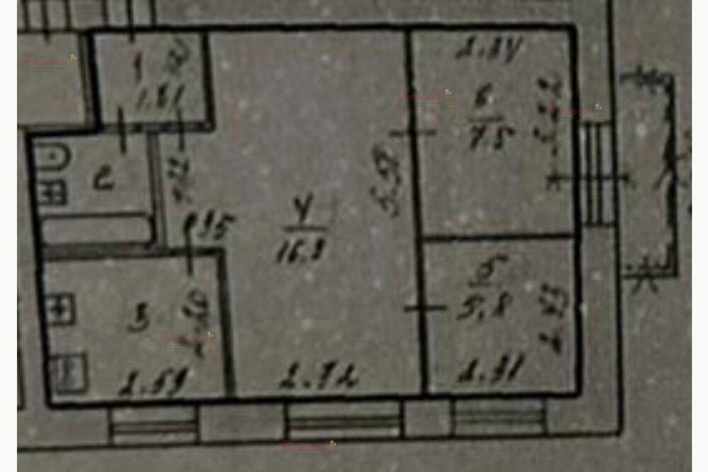 г. Первоуральск, ул. Ильича, 32 (городской округ Первоуральск) - фото квартиры (1)