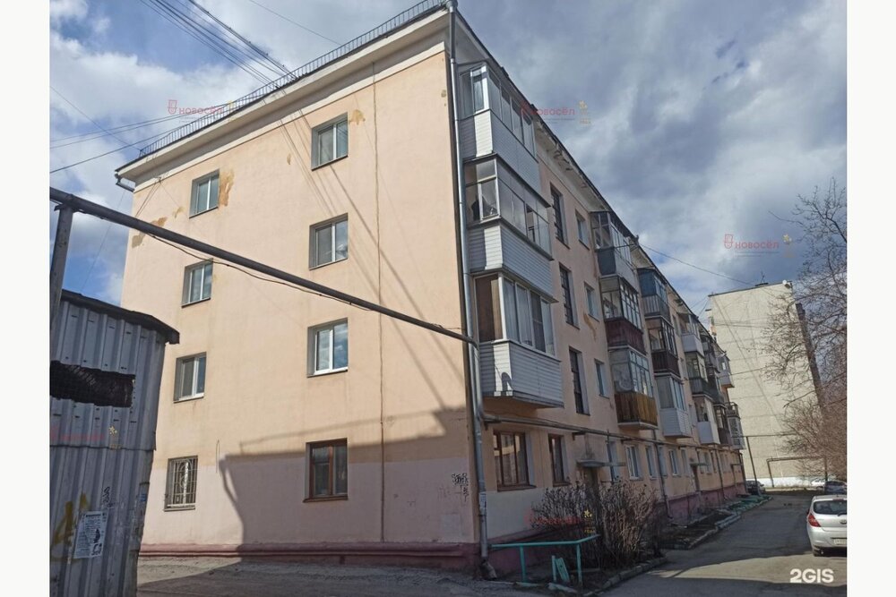 г. Первоуральск, ул. Ильича, 32 (городской округ Первоуральск) - фото квартиры (2)