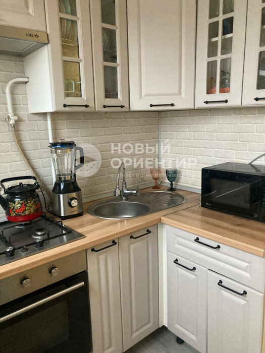 Екатеринбург, ул. Академика Бардина, 45 (Юго-Западный) - фото квартиры (7)