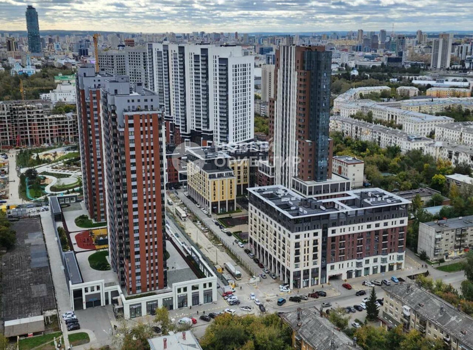 Екатеринбург, ул. Мамина-Сибиряка, 36б/2 (Центр) - фото квартиры (2)