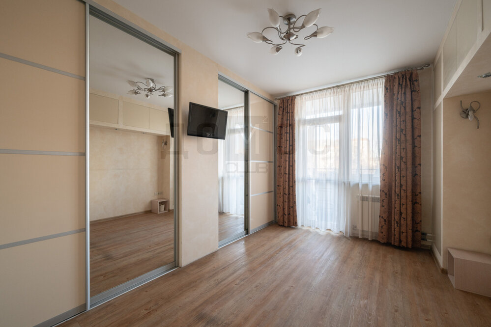 Екатеринбург, ул. Фурманова, 103 (Автовокзал) - фото квартиры (5)