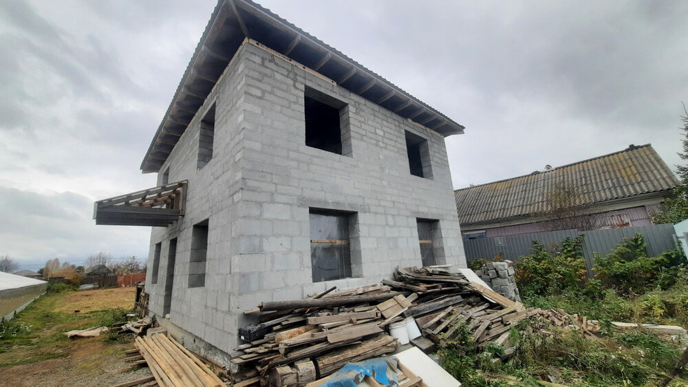 п. Красный, ул. Комсомольская, 36 (городской округ Верхняя Пышма) - фото дома (6)