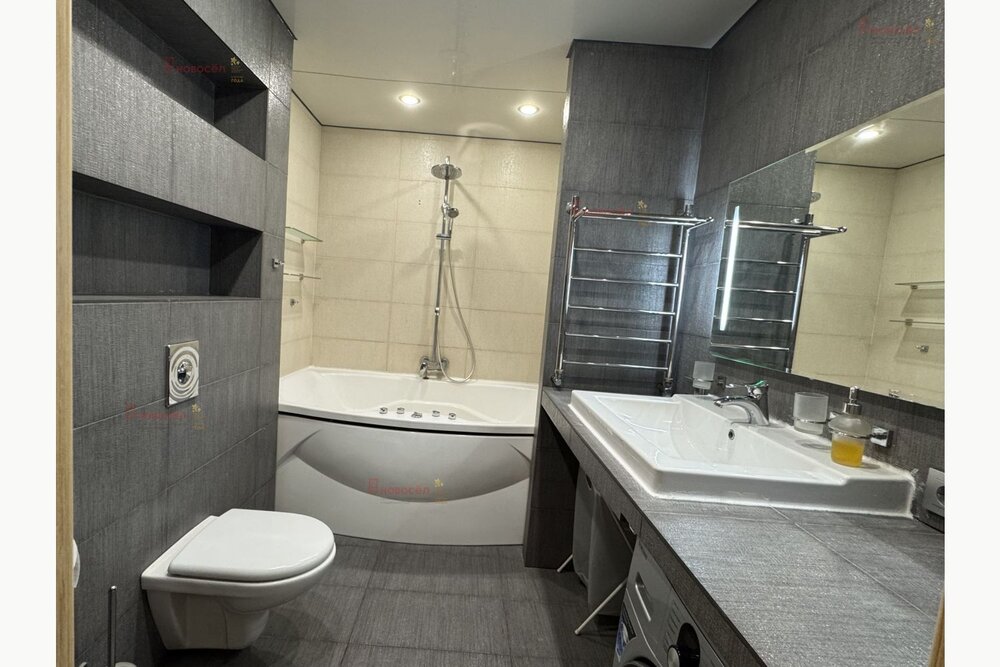 Екатеринбург, ул. Белинского, 177 (Автовокзал) - фото квартиры (8)