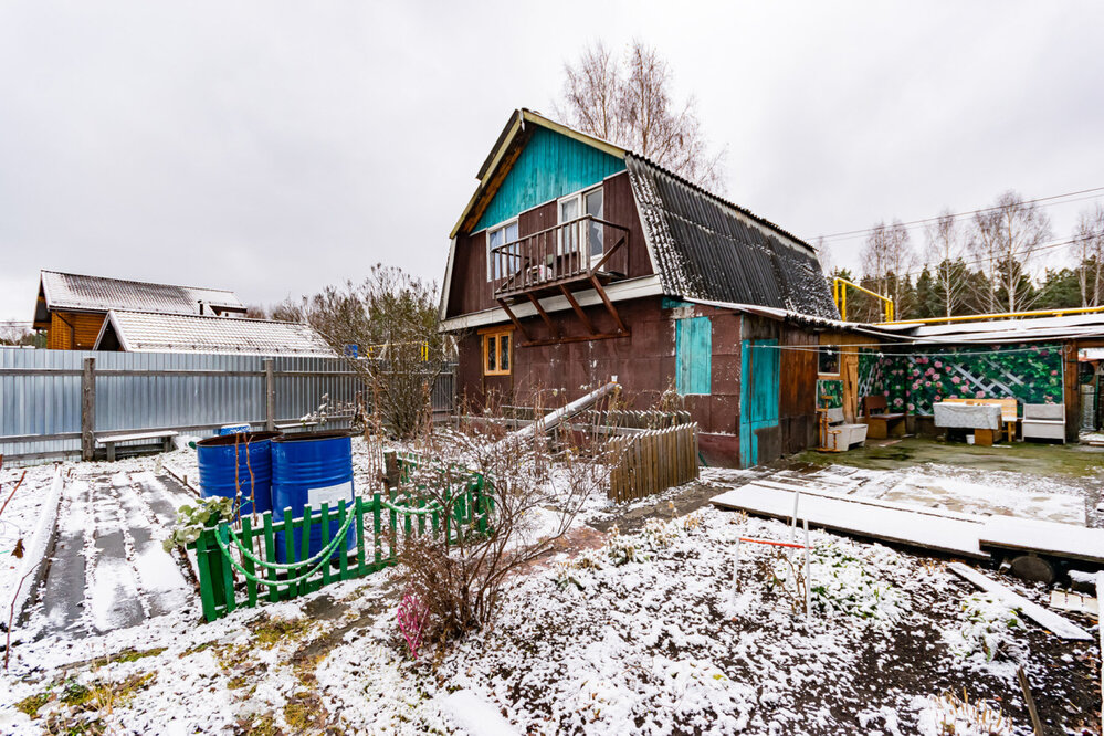 п. Кедровое, ул. Маяковского, 13 (городской округ Верхняя Пышма) - фото дома (3)