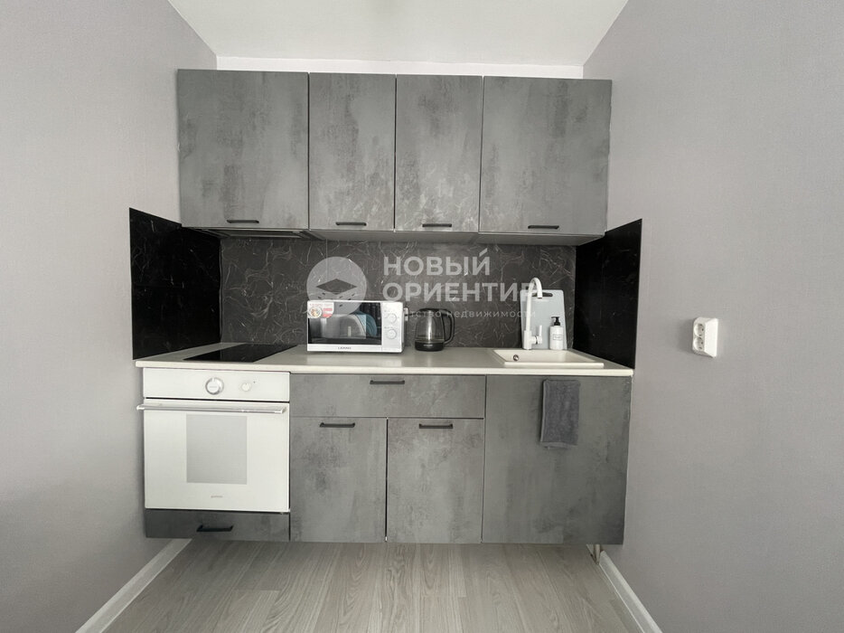 Екатеринбург, ул. Чемпионов, 1 (Солнечный) - фото квартиры (8)