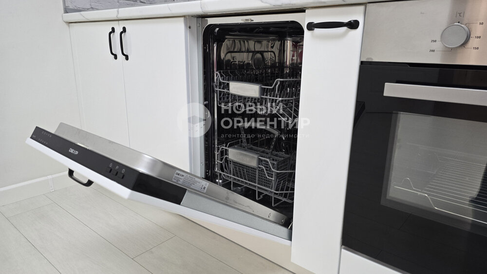 Екатеринбург, ул. Азина, 31 (Центр) - фото квартиры (5)