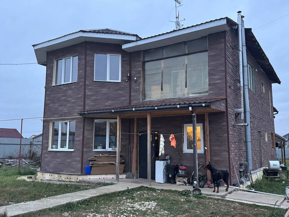 п. Становая, ул. Мраморная, 23 (городской округ Березовский) - фото коттеджа (1)