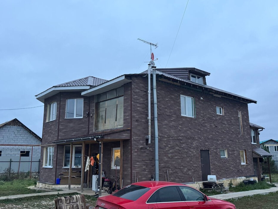 п. Становая, ул. Мраморная, 23 (городской округ Березовский) - фото коттеджа (2)