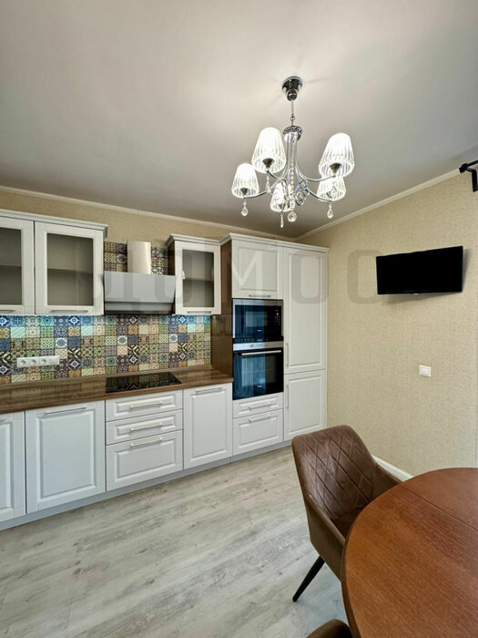 Екатеринбург, ул. Трамвайный, 2/2 (Пионерский) - фото квартиры (2)