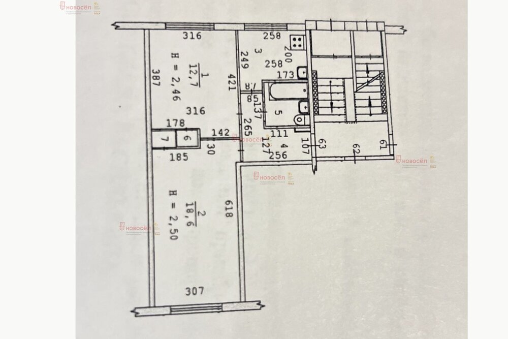 Екатеринбург, ул. 40-летия Октября, 82 (Уралмаш) - фото комнаты (1)